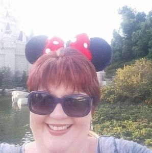 Meet your Posher, Rayna